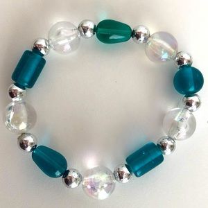 NEW Handcrafted Bracelet (Teal)
